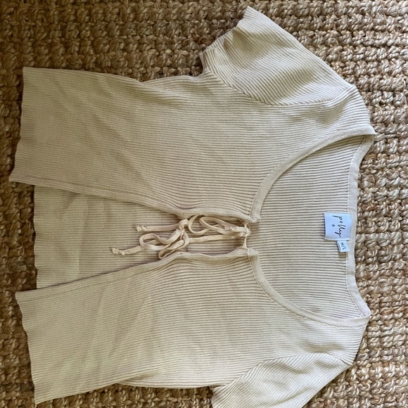 Princess Polly tie front sweater size M/L - Picture 3 of 3